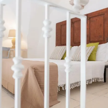 Thea Holiday home